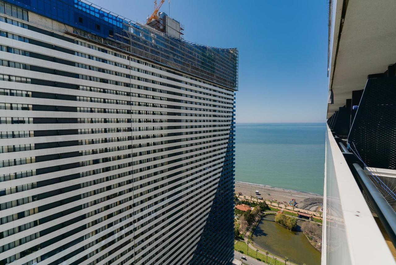 G-Point City Beach Батуми Экстерьер фото