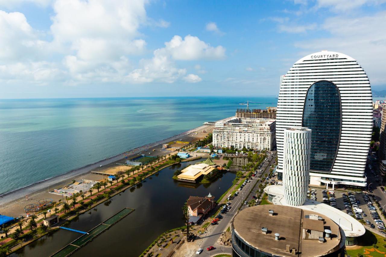 G-Point City Beach Батуми Экстерьер фото
