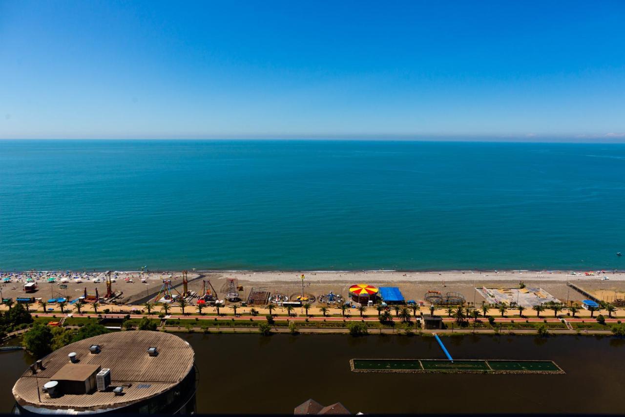 G-Point City Beach Батуми Экстерьер фото